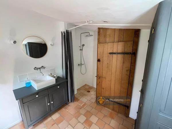 Vente                                                      Maison
                        
                     4 pièces                      84 m2                     à Saint-Jean-de-Monts
