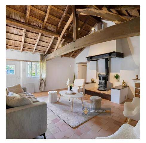 Vente                                                      Maison
                        
                     4 pièces                      84 m2                     à Saint-Jean-de-Monts