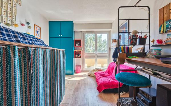 Appartement à vendre    4 pièces • 93 m2 Pessac