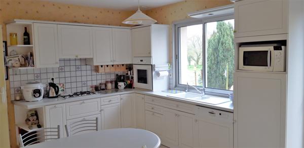 MAISON 5 CHAMBRES MESANGER CENTRE