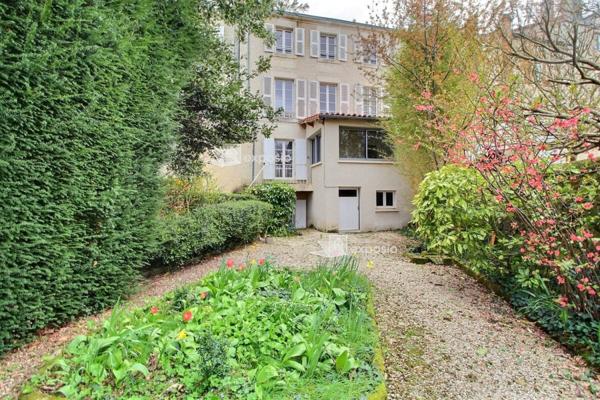 Maison Niort 8 pièce(s) 195 m2