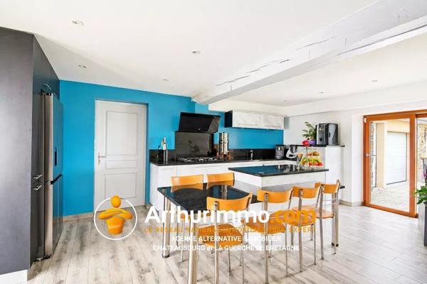 Vente                                                      Maison
                        
                     7 pièces                      162 m2                     à La Bouëxière