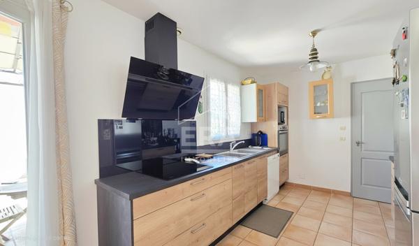 Maison familiale avec jardin à Mallemort