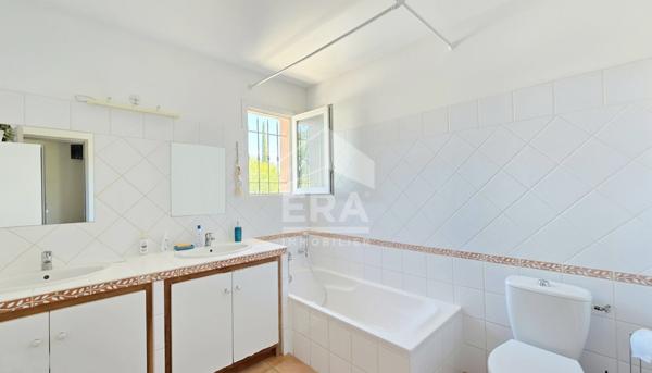 Maison familiale avec jardin à Mallemort