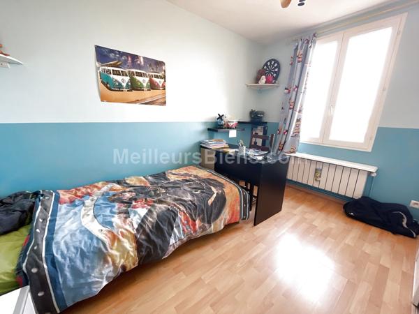  Maison 110 m2 proche de  Luzarches, 3 chambres, bureau, dressing, terrasse, jardin et garage.