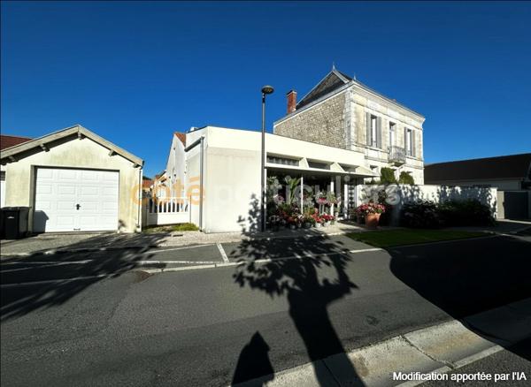 Vente Immeuble6 Pièces - BOURCEFRANC LE CHAPUS (17560)