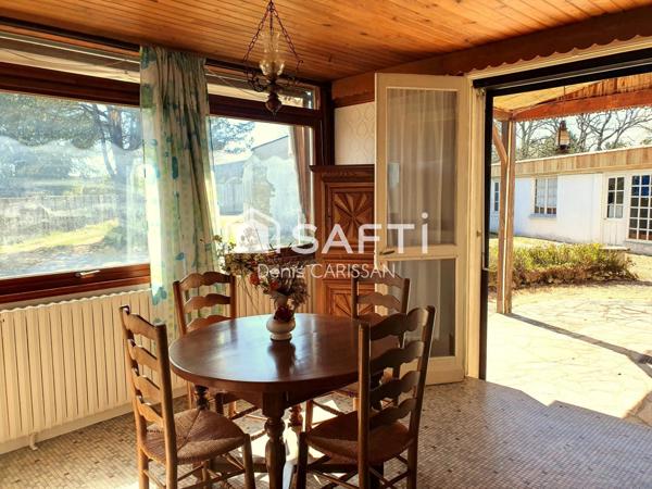 Maison 6 pièces + garage et dépendances