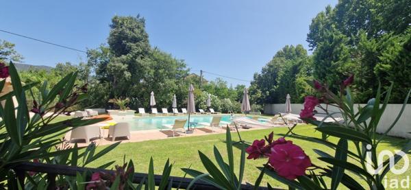 Maison à vendre 12 pièces 408 m² Saumane-de-Vaucluse