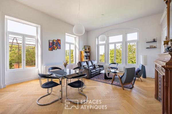 Appartement rénové au coeur d’un château avec jardin et piscine