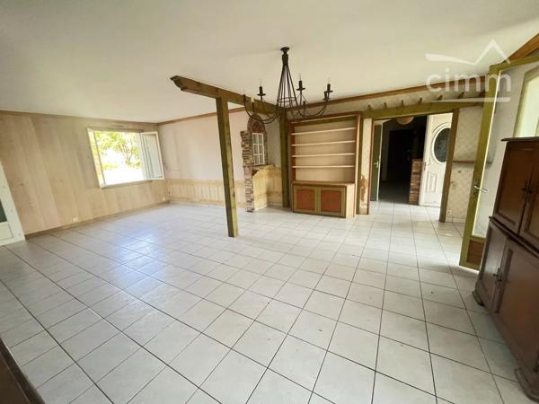 Maison T3 de 88 m² sur 1025 m² de terrain à 300 m du bourg de SAINT MARS DU DESERT et à 20 minutes de NANTES.