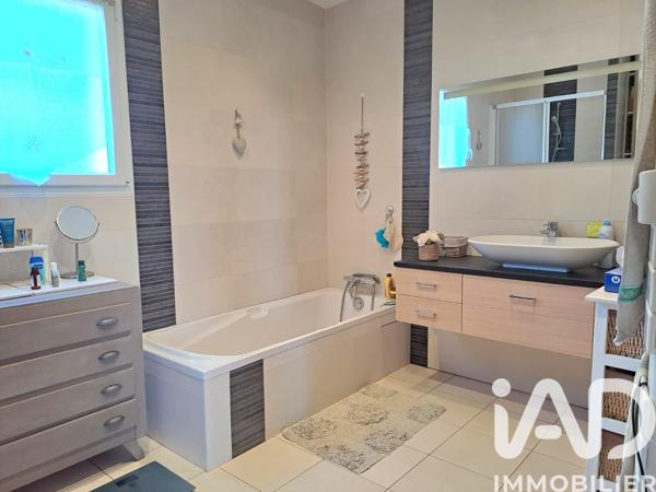 Maison à vendre 4 pièces 129 m² Divatte-sur-Loire