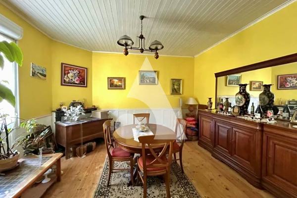 Maison 5 pièces 210 m2