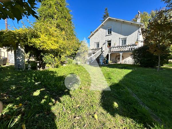 Maison 5 pièces 210 m2