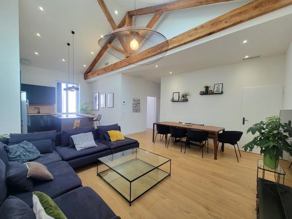 Appartement T4 – 102 m² – Dernier étage – Garage avec bureau