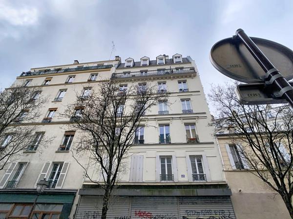QUARTIER BELLEVILLE - METRO JOURDAIN - STUDIO 18,64m2 AU SOL