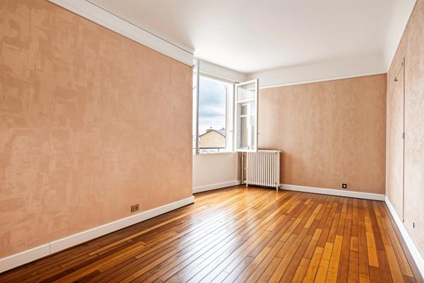 -92120 - MONTROUGE - APPARTEMENT - 2/3 PIÉCES - RUE BOILEAU- MÉTRO LIGNE 4 - CAVE