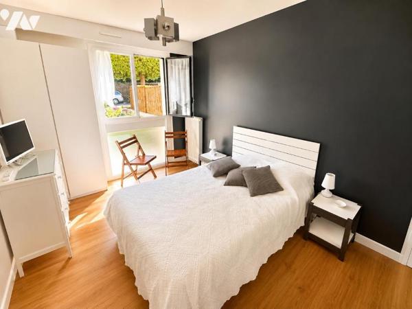 EXCLUSIVITÉ - À quelques pas de la plage / Appartement T2  / Rochebonne

Dans l'un des quarti...