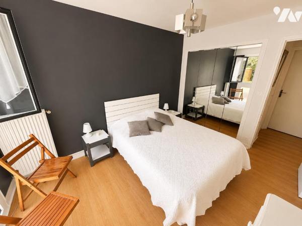 EXCLUSIVITÉ - À quelques pas de la plage / Appartement T2  / Rochebonne

Dans l'un des quarti...