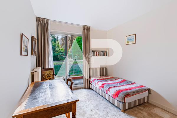 SEVRES RIVE GAUCHE - APPARTEMENT FAMILIAL 490 000 € **  - Référence  710-S