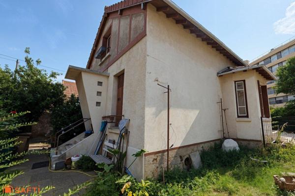 Maison 6 pièces avec jardinet, sous-sol, parking