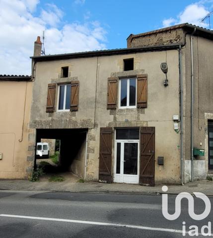 Maison à vendre 4 pièces 111 m² Gençay