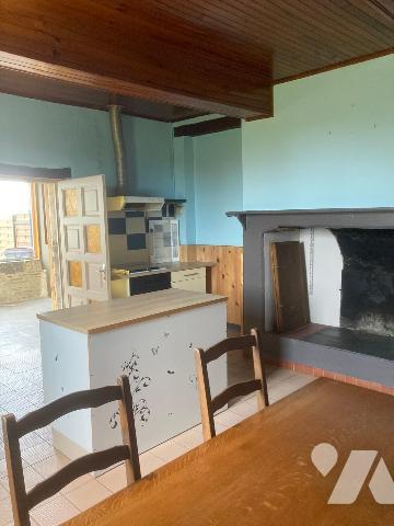 A vendre Maison de 345m² avec dépendance et terrain de 4506m²