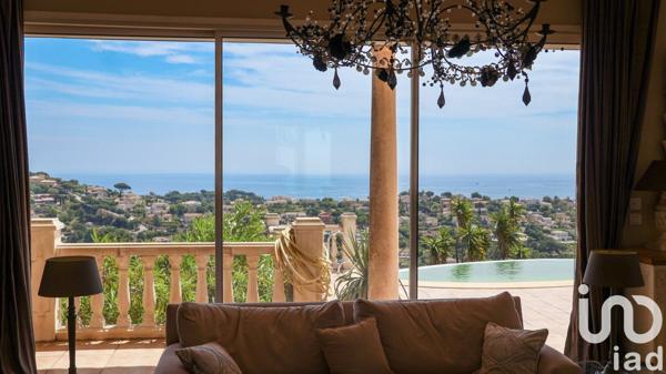 Maison à vendre 6 pièces 270 m² Sainte-Maxime