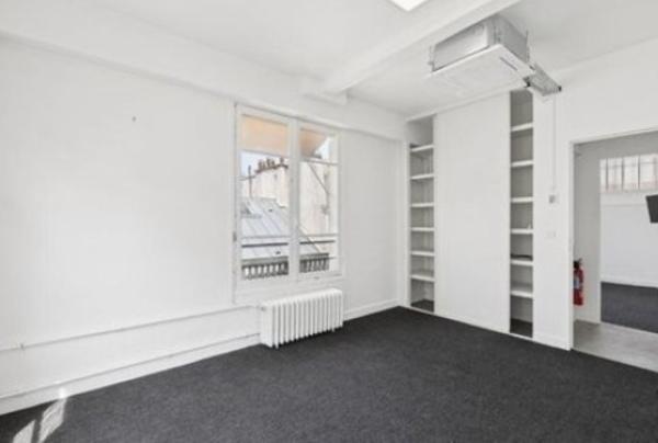 Bureaux à louer à PARIS 75010