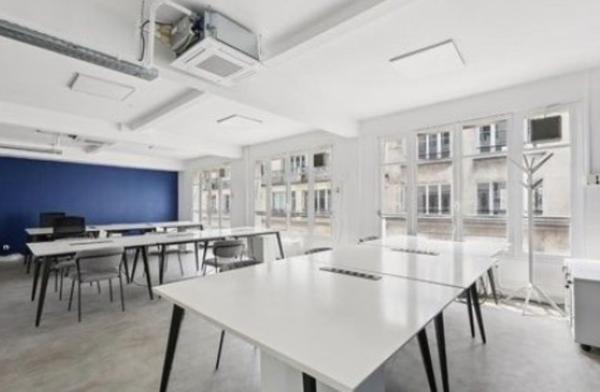 Bureaux à louer à PARIS 75010