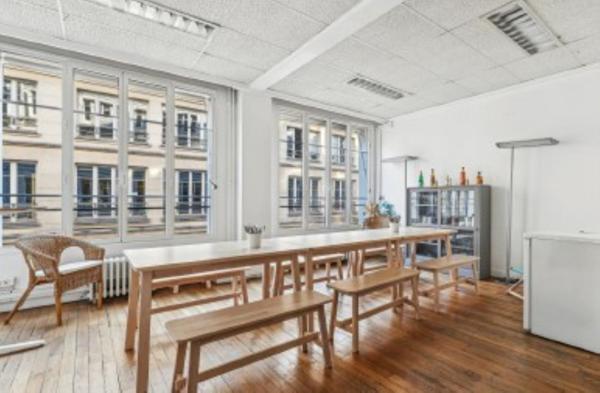 Bureaux à louer à PARIS 75010