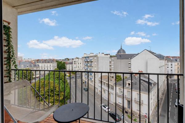 Nantes Centre, à vendre au dernier étage appartement lumineux Nantes Centre , Nantes