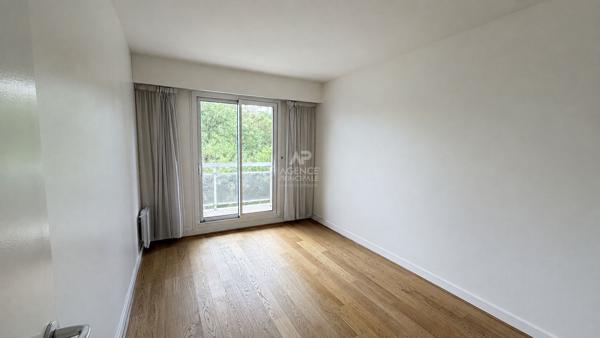 Appartement 5 pièces Proche RER A SAINT GERMAIN EN LAYE Loyer 2 400 €/mois charges comprises **  - Référence  18565