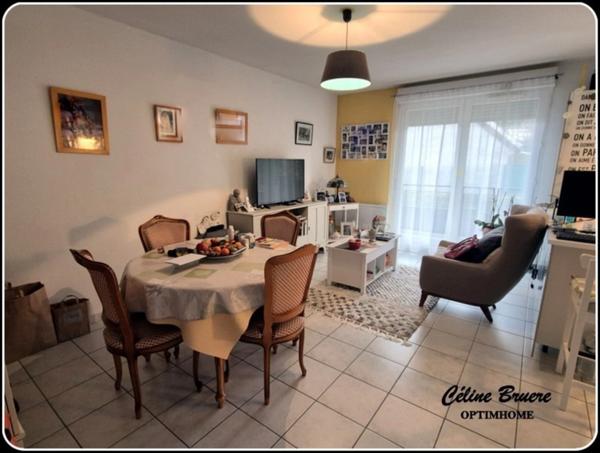 LES ANDELYS - Appartement à vendre 2 pièces - Parking et ascenseur - 84000 €