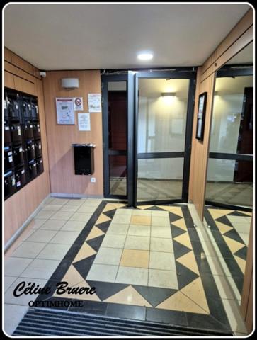 LES ANDELYS - Appartement à vendre 2 pièces - Parking et ascenseur - 84000 €