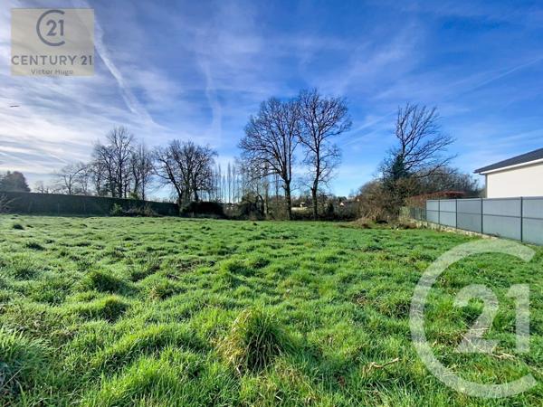 Terrain à vendre  930 m2 COUZEIX - 87
