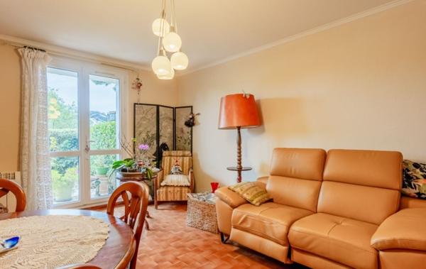 Vente Appartement P3 T3 avec deux terrasses et parking Beziers   