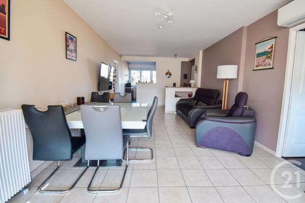 Appartement F5 à vendre  4 pièces - 79 m2 VILLEFRANCHE SUR SAONE - 69