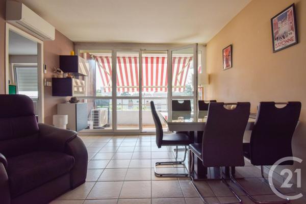 Appartement F5 à vendre  4 pièces - 79 m2 VILLEFRANCHE SUR SAONE - 69