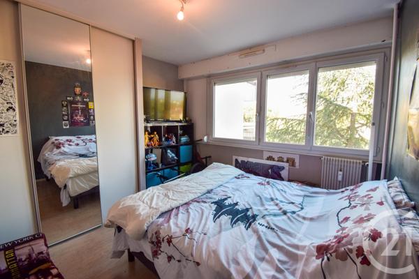 Appartement F5 à vendre  4 pièces - 79 m2 VILLEFRANCHE SUR SAONE - 69
