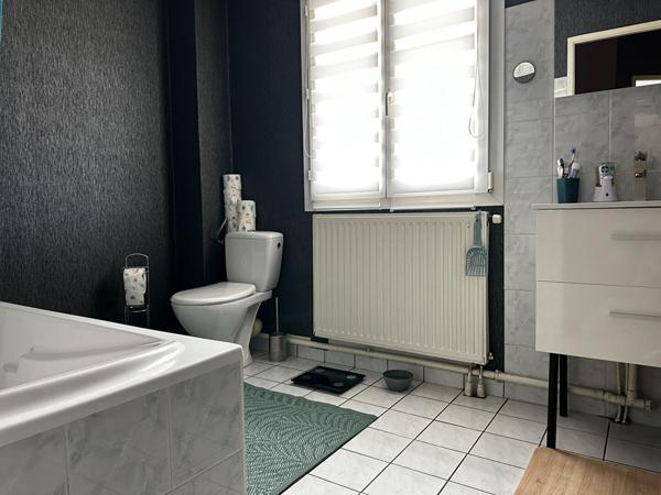 Investisseur : A saisir - Maison Vincey 4 pièces 100.39 m2