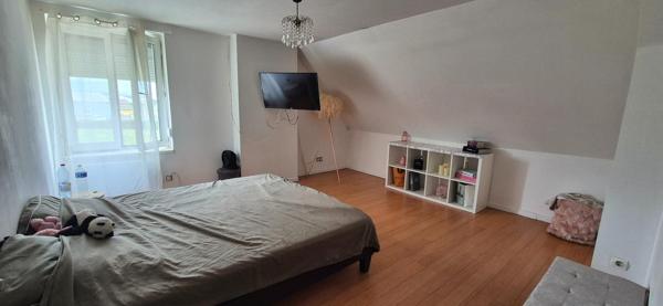 Spécial investisseur : immeuble comprenant 4 logements loués à Lestrem, rentabilité 8,80%