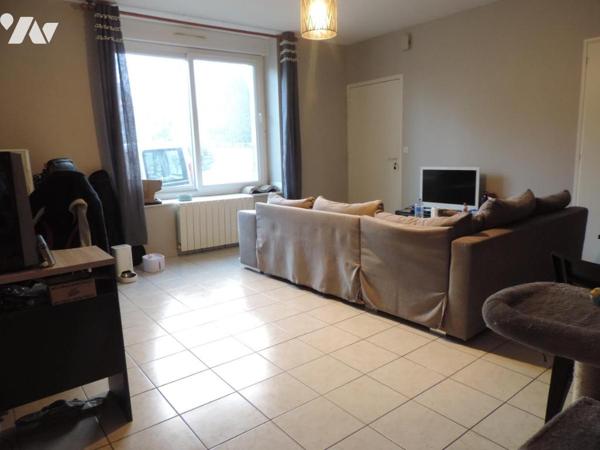 INVESTISSEURS. MAISON AVEC 3 APPARTEMENTS LOUER