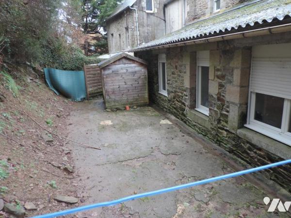 INVESTISSEURS. MAISON AVEC 3 APPARTEMENTS LOUER