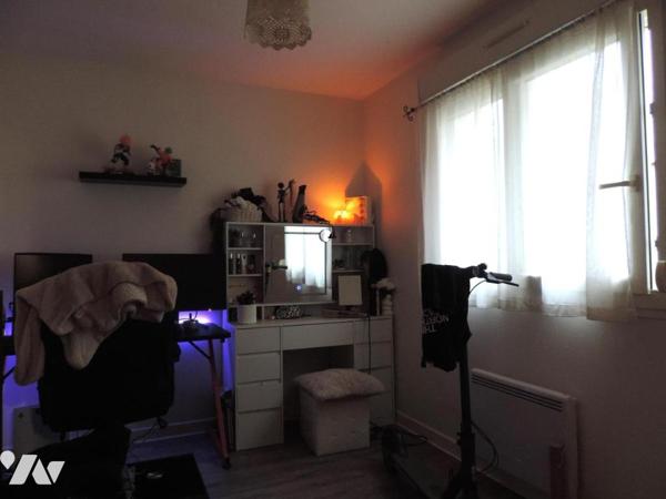 INVESTISSEURS. MAISON AVEC 3 APPARTEMENTS LOUER