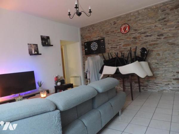 INVESTISSEURS. MAISON AVEC 3 APPARTEMENTS LOUER