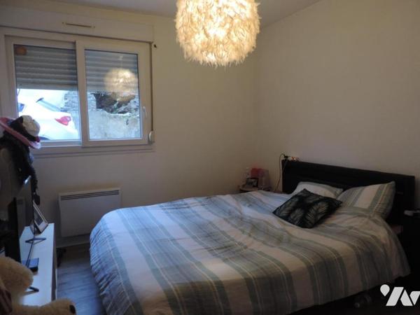 INVESTISSEURS. MAISON AVEC 3 APPARTEMENTS LOUER