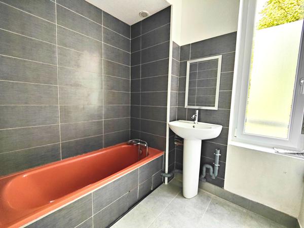 Appartement Melun 1 pièce(s) 28.10 m2