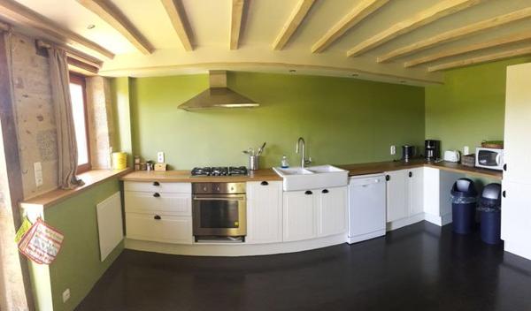 Grande longère rénovée (4 habitations) sur 5 ha. Figeac