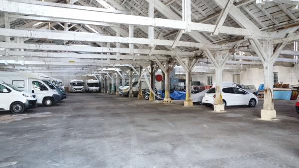 A vendre Entrepôt / local industriel centre bourg de GEMOZAC de 6359.99 m2