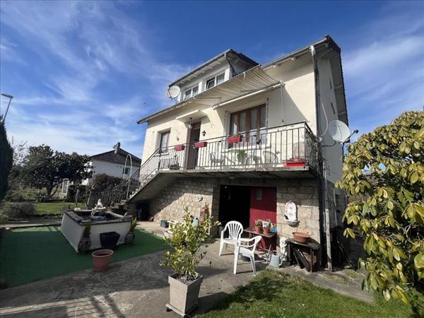 Maison à vendre |  Peyrat-le-Château |  5 pièces | 155 m²